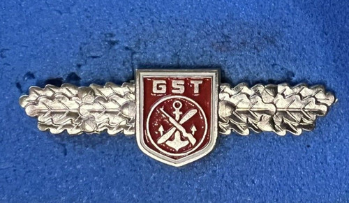 Ddr gst qualispange abzeichen - ddr,