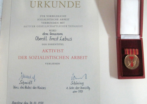 Ddr orden aktivist der - aktivist,